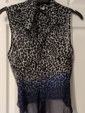 Divided Sleeveless Leopard Print Blouse with Blue Ombre Hem